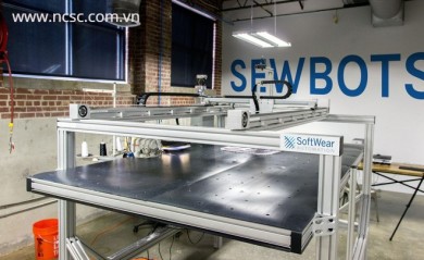 The robots sew clothes